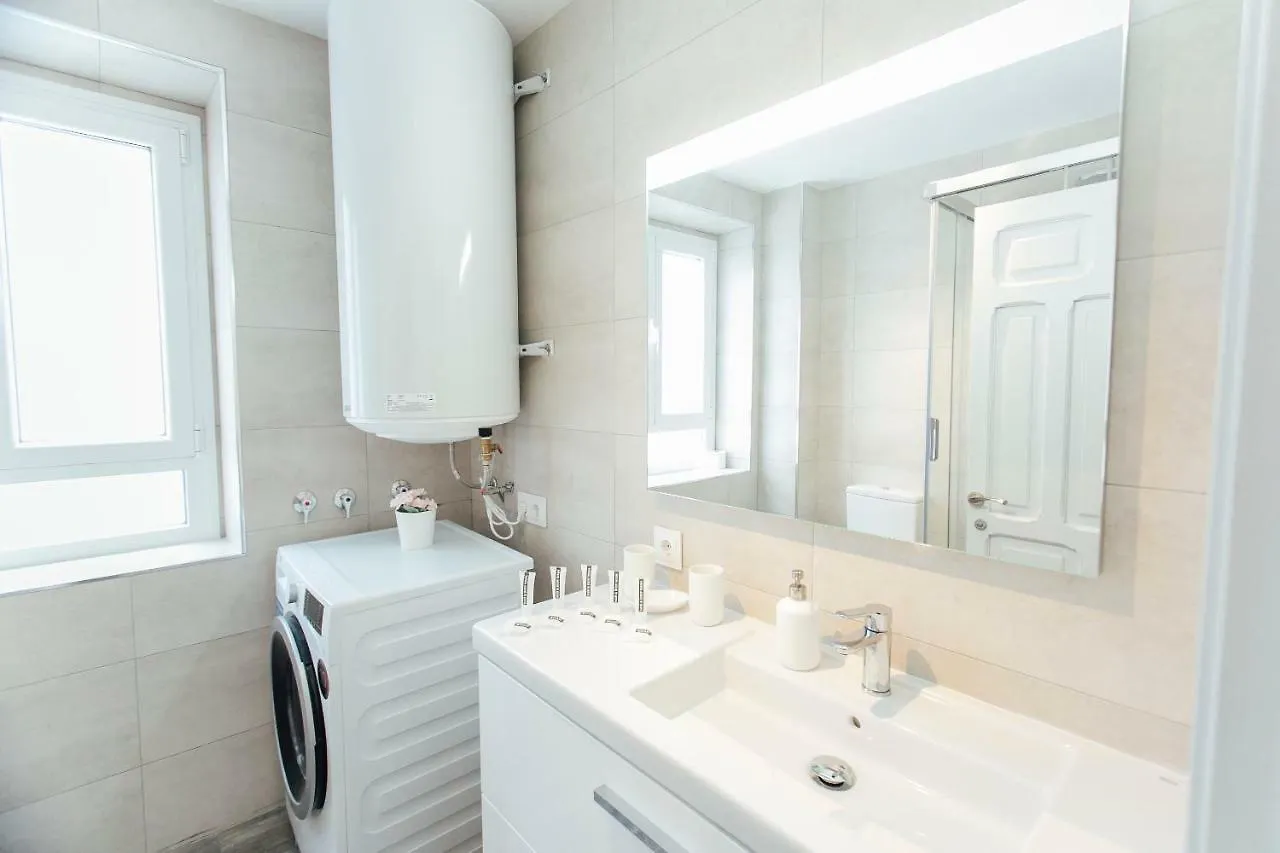 Colorful And Diaphanous- 3Bd 1Bth - Peral Sevilla Apartamento
