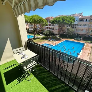 empuriabrava-residence-gran-resereva-200-m-de-la-plage.catalonia-hotels.com/